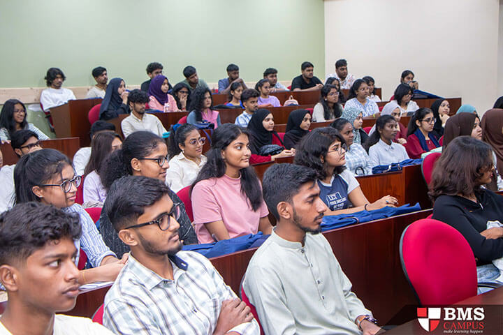 BTEC HND Business Induction (1)