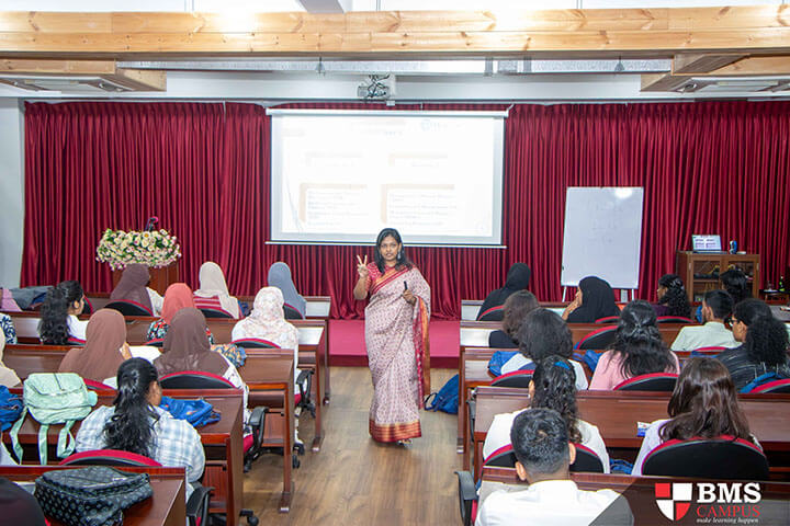 BTEC HND Business Induction (2)