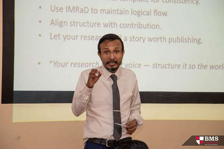 Seminar on Research Article Development for Academic Staff (5)