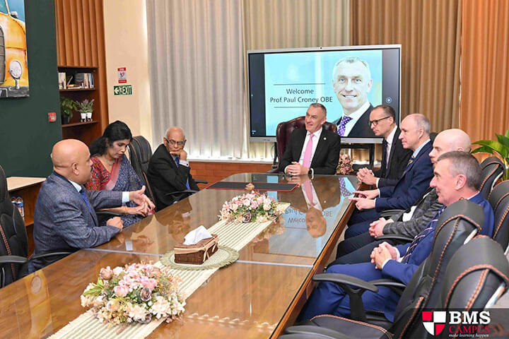 Teesside University Vice-Chancellor Professor Paul Croney OBE Inaugurates New Facilities and Marks an Expanded TNE Partnership with BMS (4)