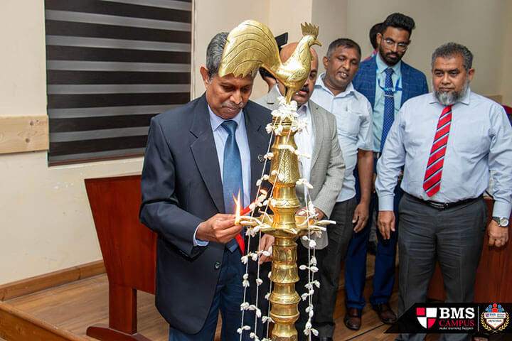 The Inaugural Founder’s Shield BMS Campus and APIIT Launch a Historic Inter-Campus Cricket Encounter (3)