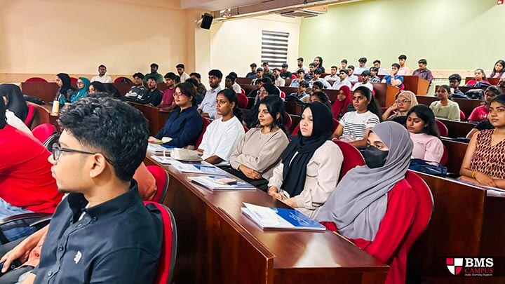 BTEC HND Business Batch 21 Induction Ceremony (2)