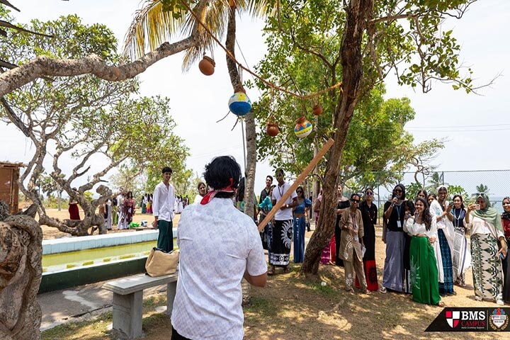 BMS Campus Celebrates Sinhala and Tamil New Year 2026 A Vibrant Display of Unity and Tradition (2)