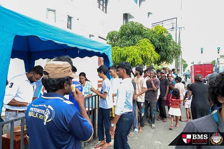 BMS Student Community Celebrates Poson Poya with an Ice Cream Dansela (4)