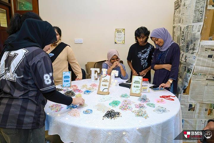 Bonded and Busted” Celebrating Friendship for a Meaningful Cause (3) (1)
