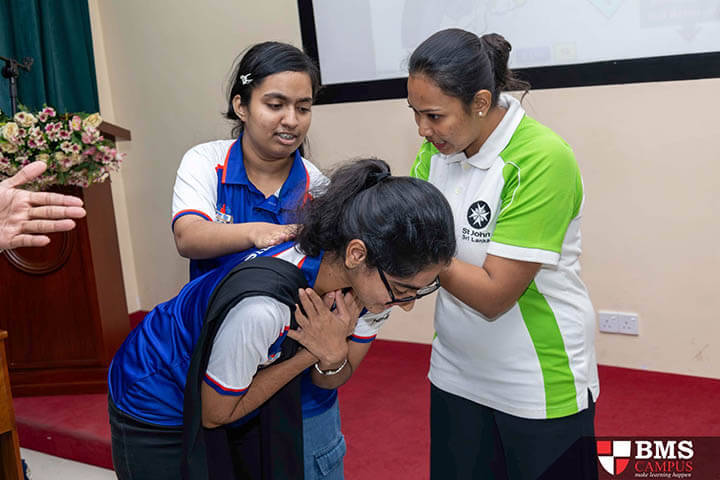 BMS Campus Strengthens First Aid Readiness Through Practical Training (2)